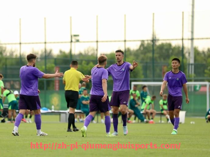 球盟会官网-世俱杯官方摄影作品集展示与精彩瞬间盘点